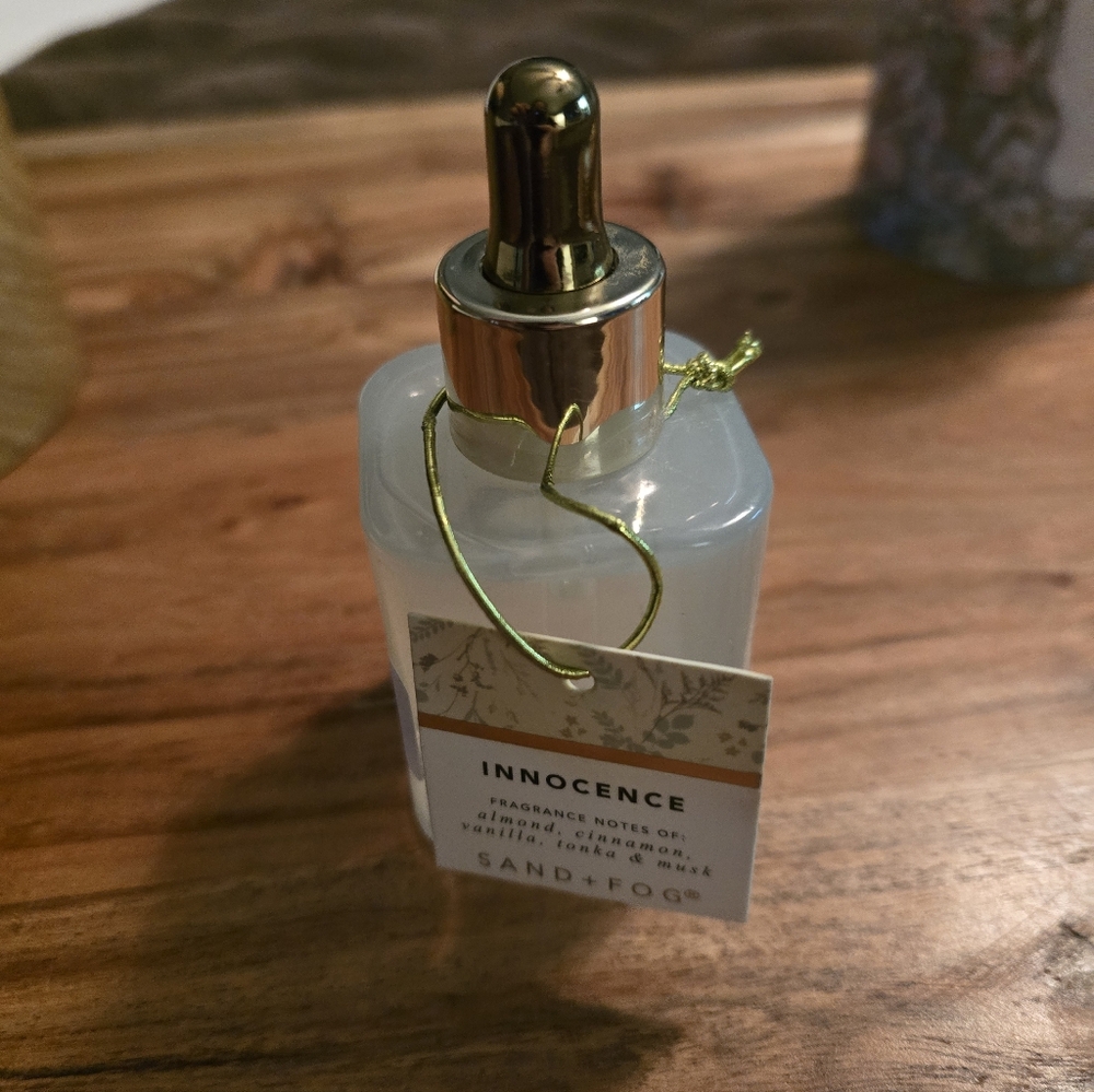 Sand + Fog Innocence Perfume Oil - Picture 2 of 3